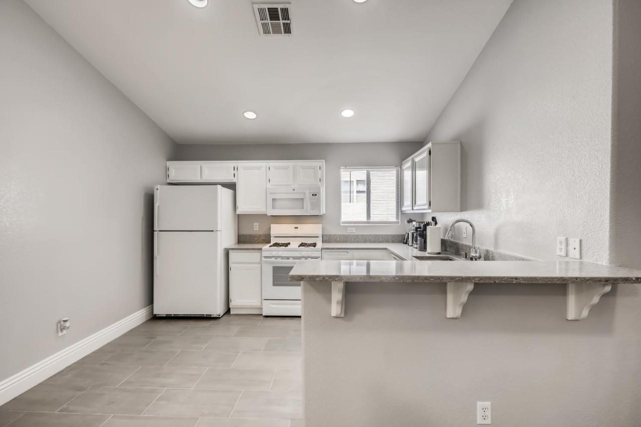 Luxurious House With A Pool, Spa, And Patio, Sleeps 6 Comfortably Las Vegas Ngoại thất bức ảnh